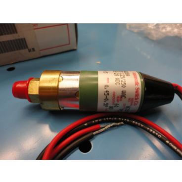 Asco Part# JB67A218B Miniature Pressure Switch with Post Normally Open (OEM)