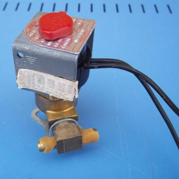 Asco Part# U8262C90 2 Way Solenoid Control Valve 1/4 Inch NPT 120 VAC (OEM)